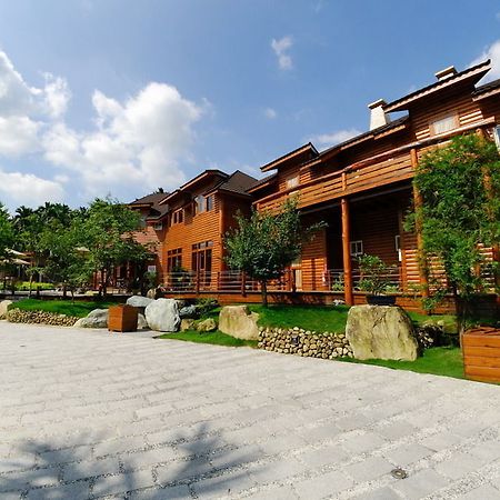 Sakura Villa Nantou Buitenkant foto