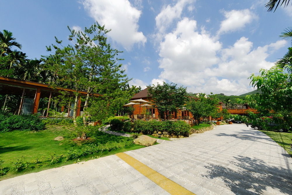 Sakura Villa Nantou Buitenkant foto